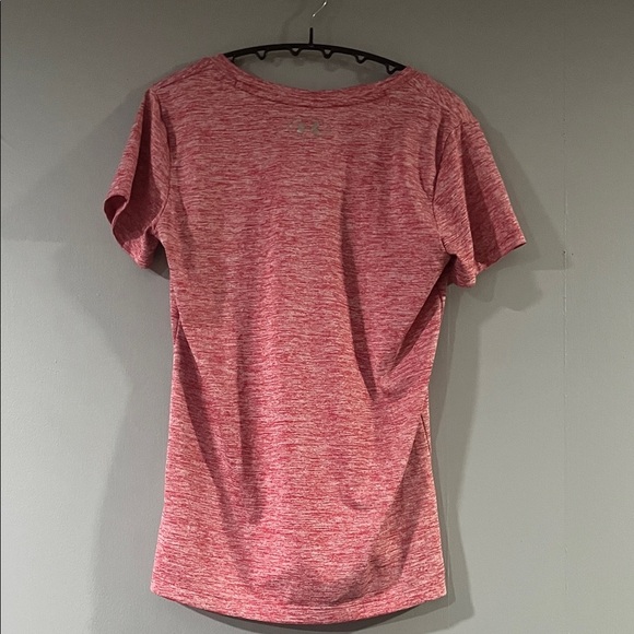 Under Armour Heathered Red Short Sleeve Tee Size XS - Picture 5 of 5